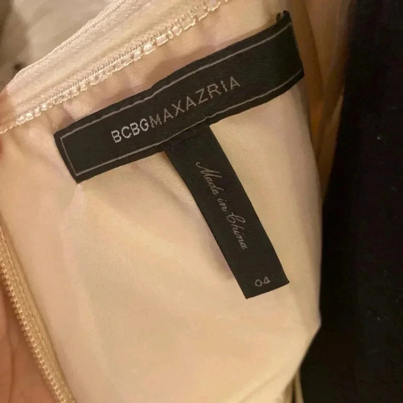 BCBGMAXAZRIA Tiered Ruffled Halter Sundress size 4 - Picture 8 of 9